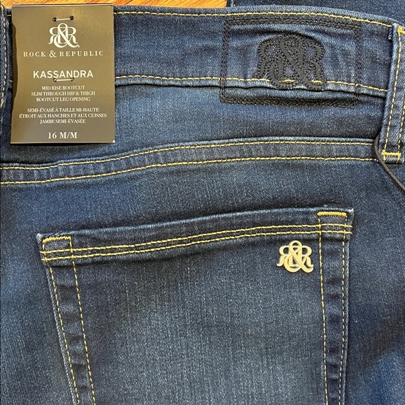 Rock & Republic Dark Blue Women's Jeans - Picture 4 of 4
